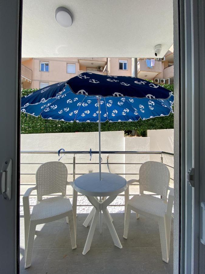 בודווה Apartments Monika מראה חיצוני תמונה