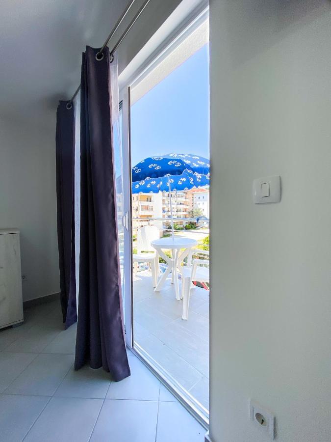 בודווה Apartments Monika מראה חיצוני תמונה