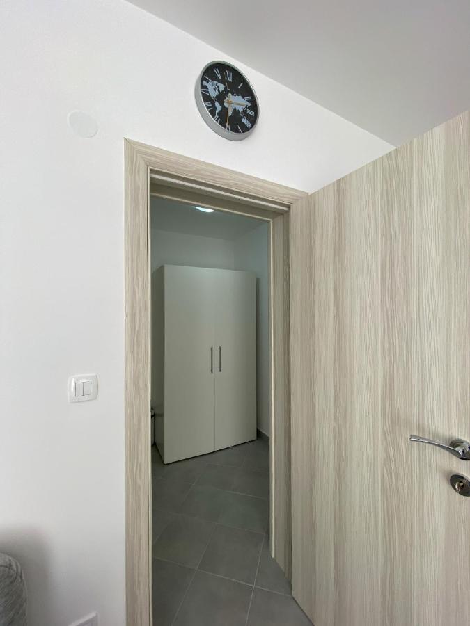 בודווה Apartments Monika מראה חיצוני תמונה
